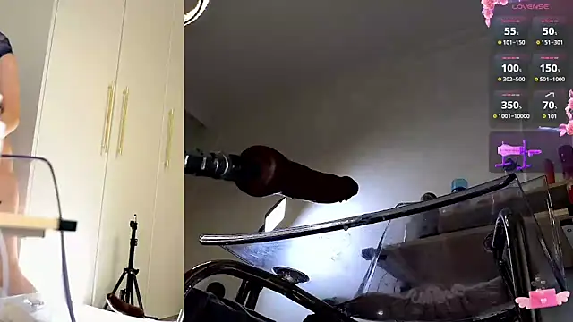 Snapshot of Miss69Ri99 chatting on March 14, 2025, 11:53 pm Miss69Ri99 online show from March 14, 2025, 11:53 pm