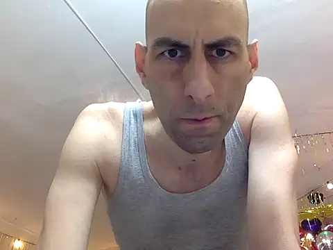 Snapshot of HandsomeAlfie chatting on March 9, 2026, 2:04 am HandsomeAlfie online show from March 9, 2026, 2:04 am