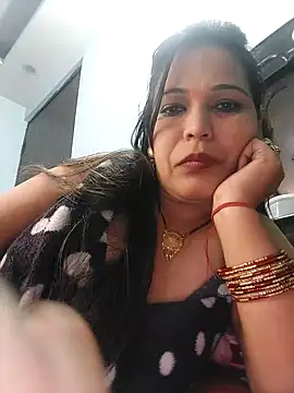 Poojabhabi101 online show from December 24, 2024, 5:34 pm