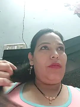 Poojabhabi101 online show from April 12, 2026, 5:34 am