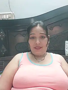 Poojabhabi101 online show from May 14, 2026, 6:31 am