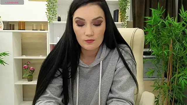 SelineSole online show from January 9, 2025, 5:22 pm