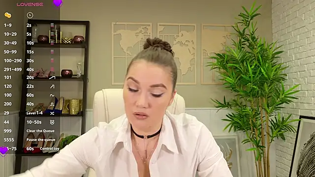 SelineSole online show from February 5, 2026, 4:44 pm