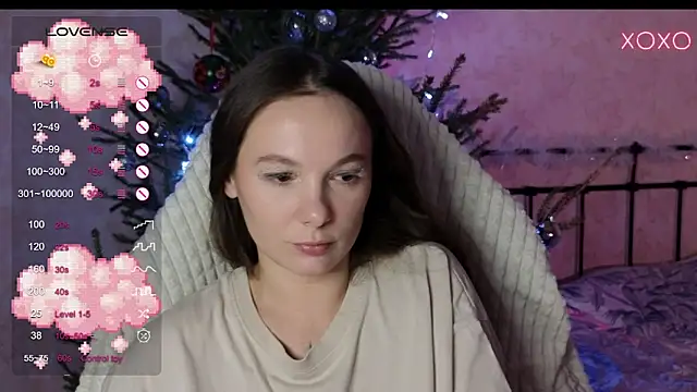 Snapshot of lil_luna_x chatting on December 31, 2024, 4:04 pm lil luna x online show from December 31, 2024, 4:04 pm