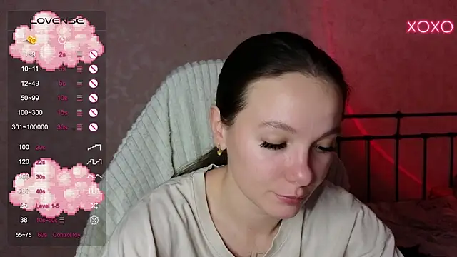 Snapshot of lil_luna_x chatting on February 14, 2025, 4:09 pm lil luna x online show from February 14, 2025, 4:09 pm