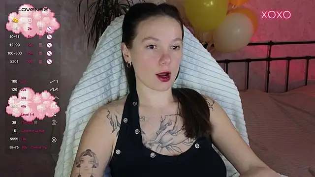 lil luna x online show from February 5, 2026, 7:29 pm