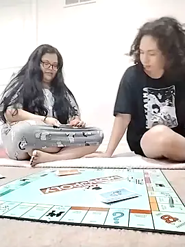 Snapshot of LiverandBrat77 chatting on September 12, 2025, 12:00 am LiverandBrat77 online show from September 12, 2025, 12:00 am