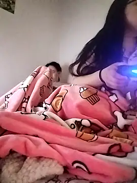 LiverandBrat77 online show from January 6, 2026, 9:29 pm