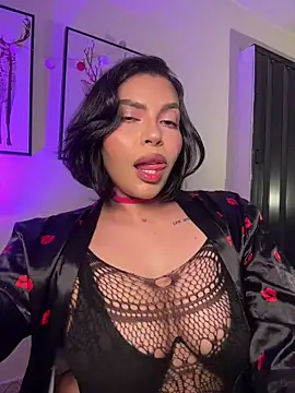 GigiiStone online show from February 11, 2026, 8:58 pm