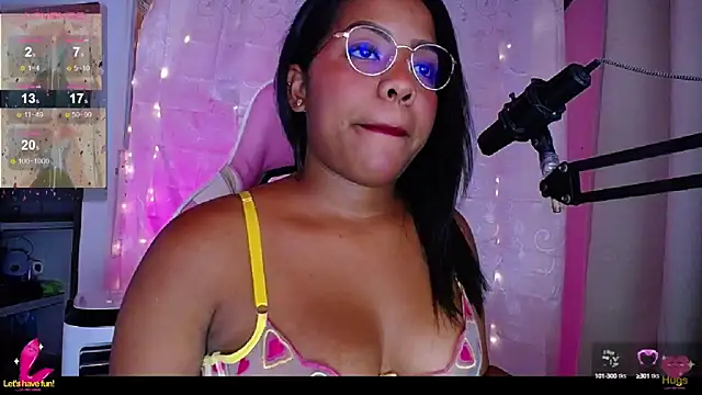 Snapshot of samanthaabloom chatting on January 29, 2025, 1:05 am samanthaabloom online show from January 29, 2025, 1:05 am