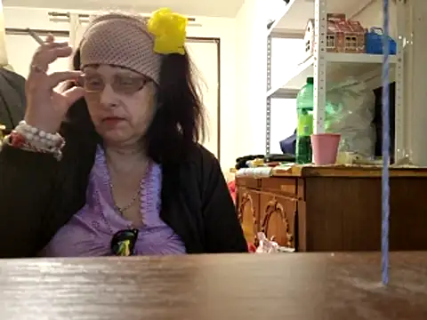 Snapshot of Samantha_Squirt@xh chatting on April 21, 2026, 1:42 am Samantha Squirtxh online show from April 21, 2026, 1:42 am