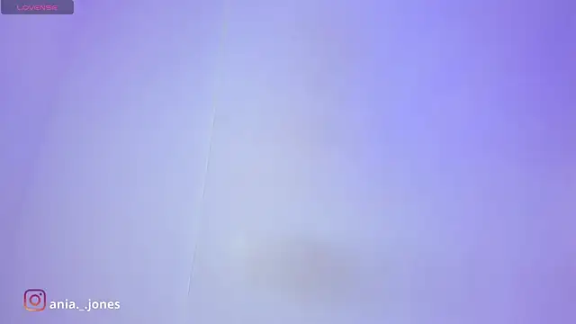 Snapshot of Ania_jones chatting on December 21, 2024, 10:40 pm Ania jones online show from December 21, 2024, 10:40 pm