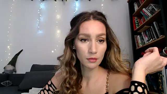 Snapshot of ChocoBelle chatting on December 13, 2024, 9:09 pm ChocoBelle online show from December 13, 2024, 9:09 pm