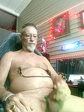 Daddysthick online show from February 19, 2025, 2:33 am