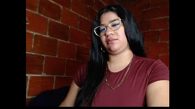 Yelly online show from June 3, 2026, 3:17 pm