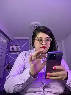 MiiaaJoness online show from January 31, 2025, 3:11 pm