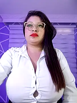 MiiaaJoness online show from February 14, 2025, 6:08 pm