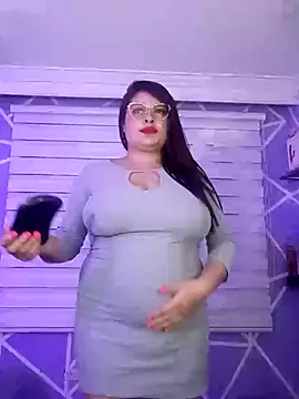 MiiaaJoness online show from March 3, 2025, 6:12 pm