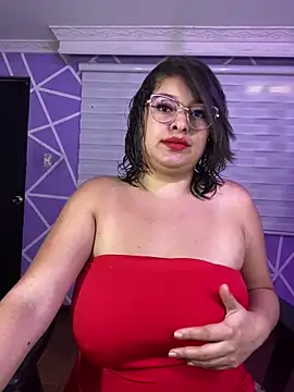 MiiaaJoness online show from May 22, 2026, 5:18 pm