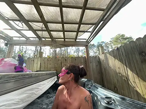 prainxxx22 online show from December 31, 2024, 7:40 pm