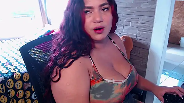 girl milk2 online show from June 1, 2026, 5:58 pm