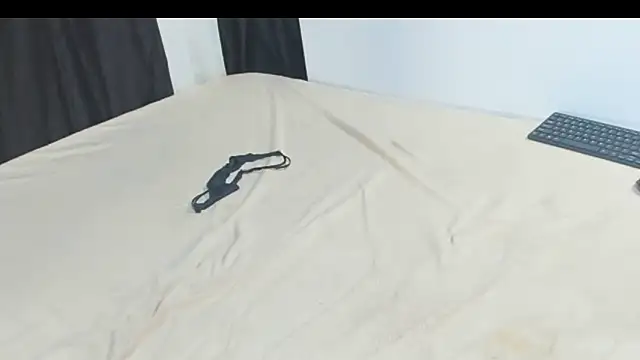 Yummy squirter online show from March 16, 2025, 11:04 pm