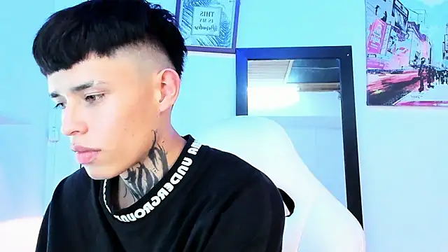  justinmoon2 online show from January 18, 2025, 10:49 pm