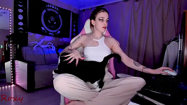 wet dream  online show from December 13, 2024, 10:55 pm