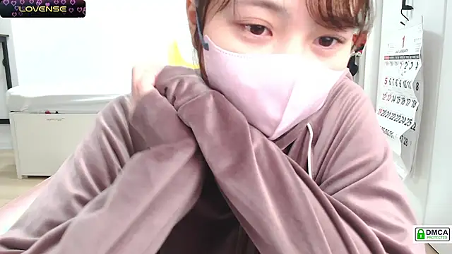 SUZU  online show from February 3, 2025, 12:14 pm