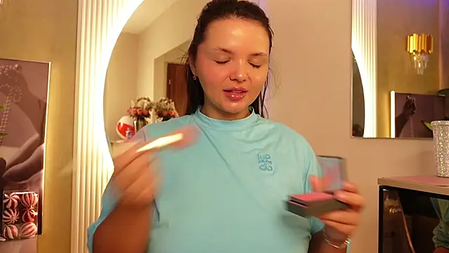 CelesteBailey online show from November 18, 2025, 7:35 am