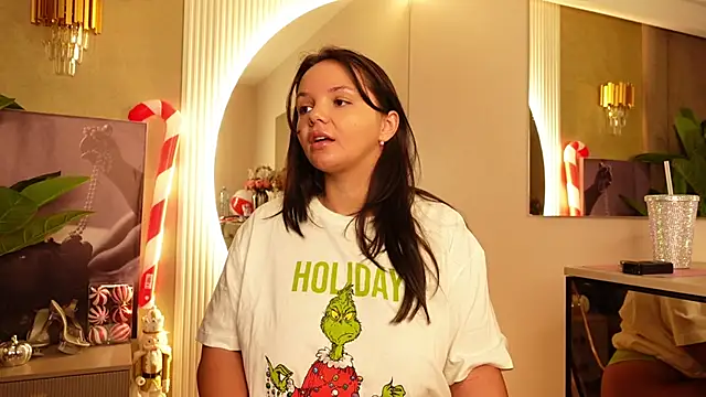 CelesteBailey online show from December 2, 2025, 5:13 am