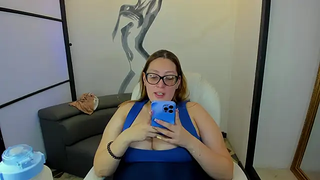 NiickyJones online show from January 14, 2025, 1:04 am