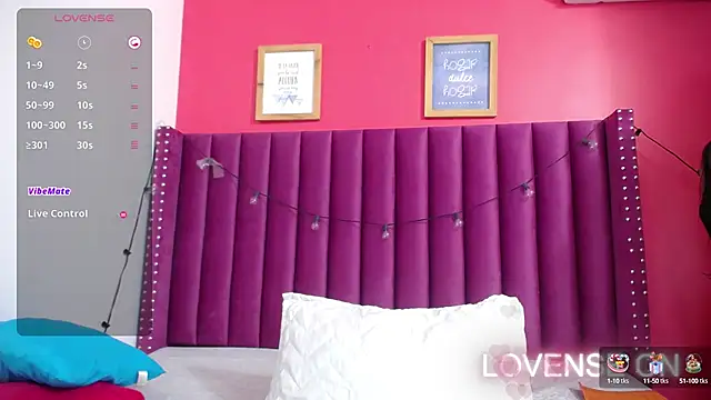 Snapshot of littlee_emilyy_ chatting on December 27, 2024, 12:56 pm littlee emilyy  online show from December 27, 2024, 12:56 pm