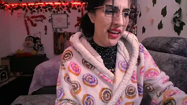 azahar  ziiz online show from December 19, 2024, 3:29 am