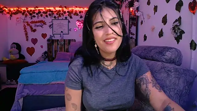 azahar  ziiz online show from February 21, 2025, 10:37 pm