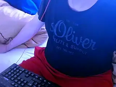 Snapshot of HornyRalfi55 chatting on March 11, 2025, 3:45 pm HornyRalfi55 online show from March 11, 2025, 3:45 pm