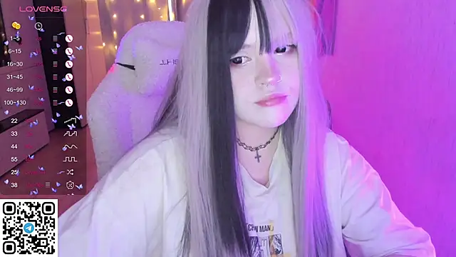 Snapshot of SelenaCute chatting on February 12, 2026, 7:14 am SelenaCute online show from February 12, 2026, 7:14 am