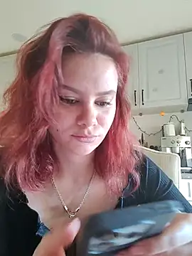 Snapshot of Tasty_Shape chatting on March 18, 2025, 6:46 am Tasty Shape online show from March 18, 2025, 6:46 am