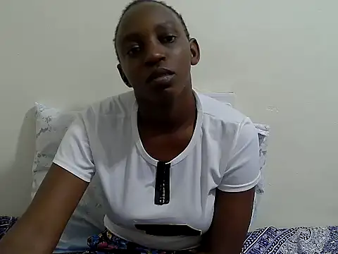 Snapshot of lizbela1 chatting on May 6, 2026, 10:15 pm lizbela1 online show from May 6, 2026, 10:15 pm