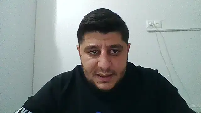 erkekkkadam online show from December 16, 2025, 6:13 pm