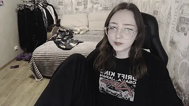 Snapshot of AmeliaKamishiro chatting on December 23, 2024, 3:33 pm AmeliaKamishiro online show from December 23, 2024, 3:33 pm