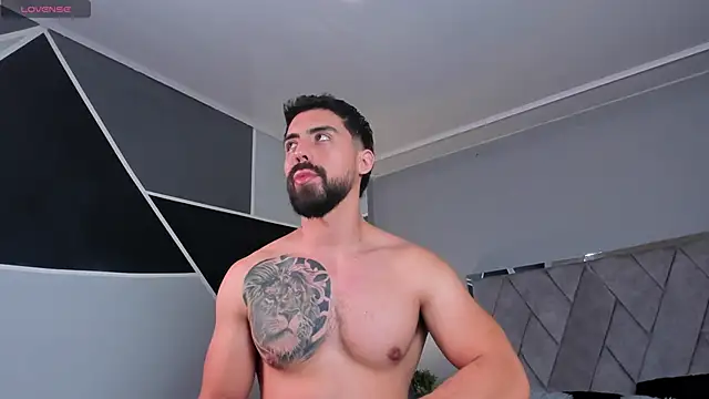 Snapshot of Markbrown chatting on December 6, 2024, 1:07 am Markbrown online show from December 6, 2024, 1:07 am