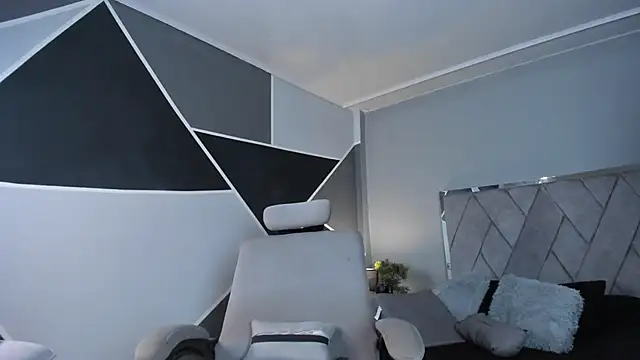 Snapshot of Markbrown chatting on December 28, 2024, 8:47 pm Markbrown online show from December 28, 2024, 8:47 pm