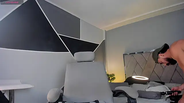 Snapshot of Markbrown chatting on February 11, 2025, 11:54 pm Markbrown online show from February 11, 2025, 11:54 pm