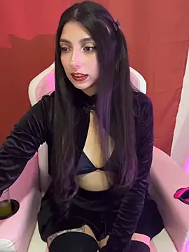 Snapshot of Felicia_smok3 chatting on February 25, 2026, 1:37 am Felicia smok3 online show from February 25, 2026, 1:37 am