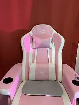 Snapshot of Felicia_smok3 chatting on February 28, 2026, 1:06 am Felicia smok3 online show from February 28, 2026, 1:06 am