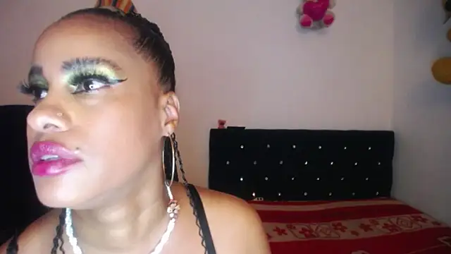 pamela guzmaan online show from February 19, 2026, 11:12 pm