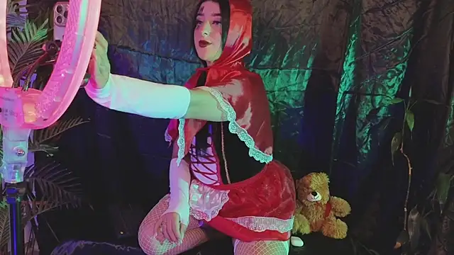  Linoshka 1 online show from October 11, 2025, 8:51 pm