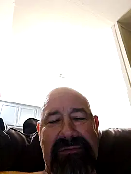 Snapshot of scottym chatting on March 17, 2025, 1:24 am scottym online show from March 17, 2025, 1:24 am