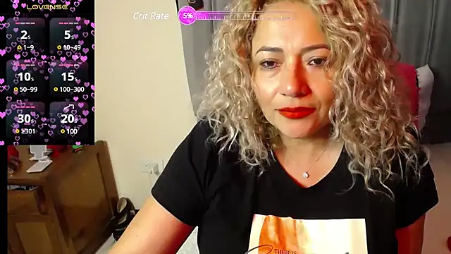 Snapshot of MariaJoseBarraza chatting on February 12, 2025, 9:33 pm MariaJoseBarraza online show from February 12, 2025, 9:33 pm